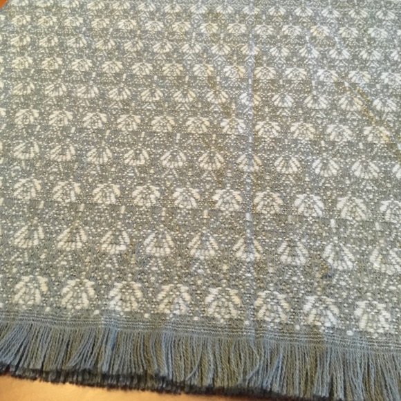 Simply Noelle Scarf - Picture 2 of 7